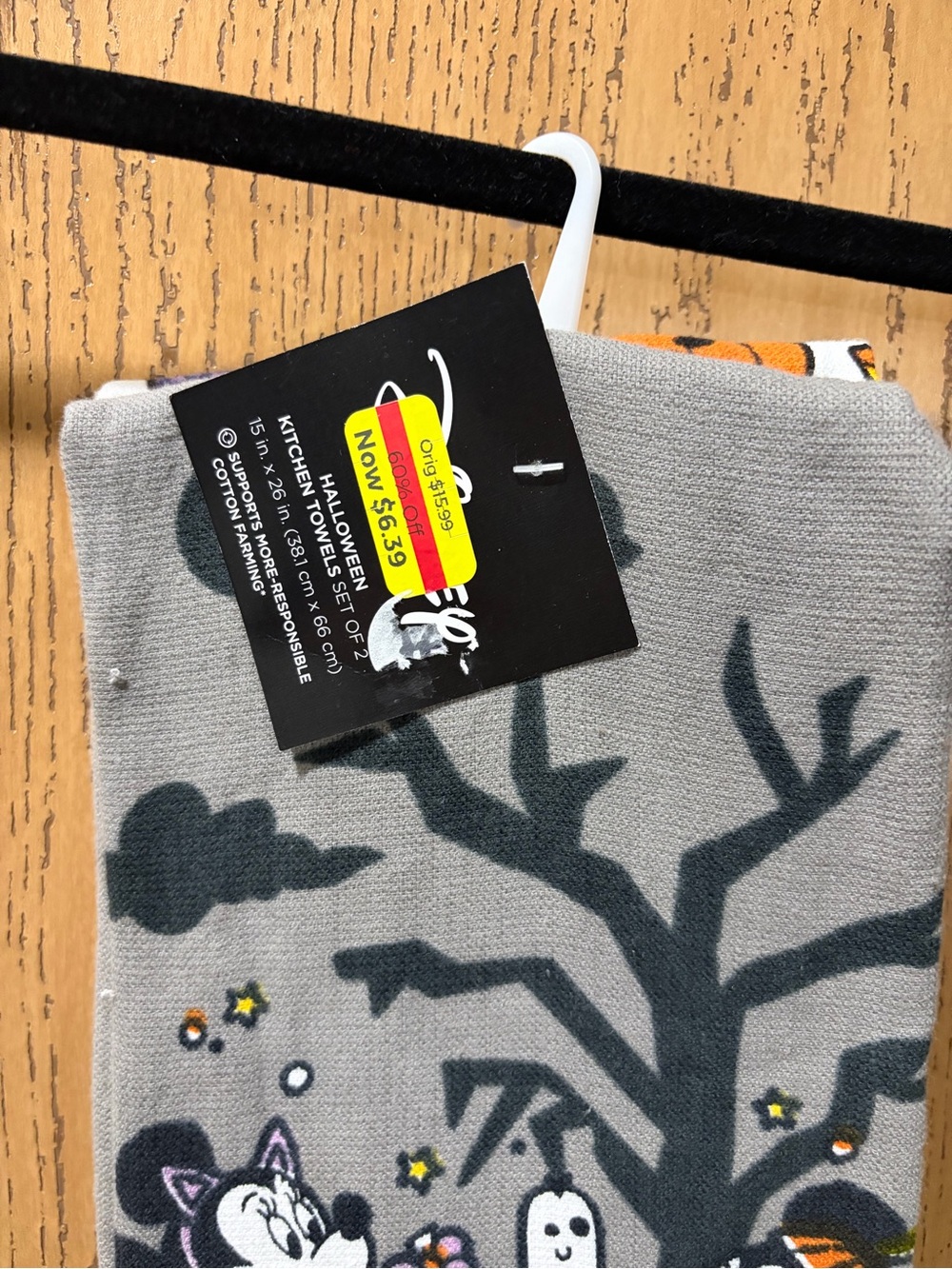 Disney Mickey Minnie Halloween Kitchen Towels Set of 2 NWT - Picture 2 of 4